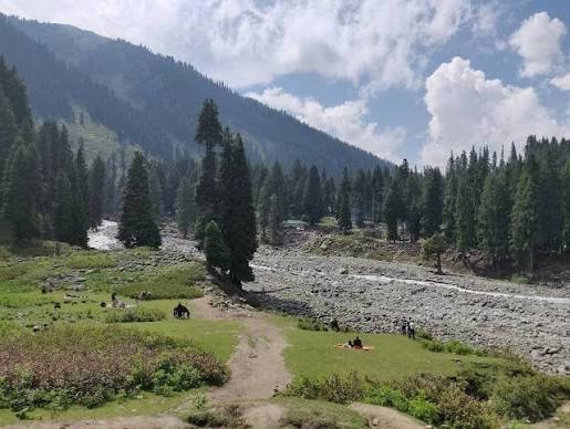 Doodhpathri photo 1