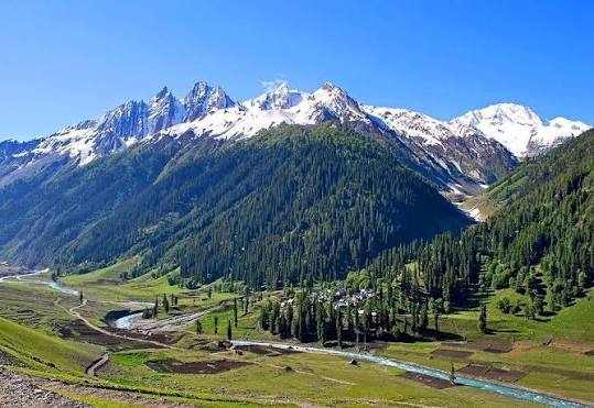 4 Nights / 5 Days Kashmir Honeymoon Package photo 1